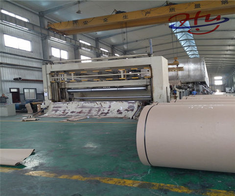 2400のMmのカートンのリサイクルのための不用な段ボール紙作成機械40T/D