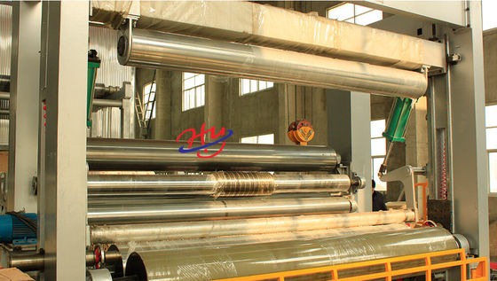 2400mmはカートン箱の製造所の生産ラインのための段ボール紙の作成機械を
